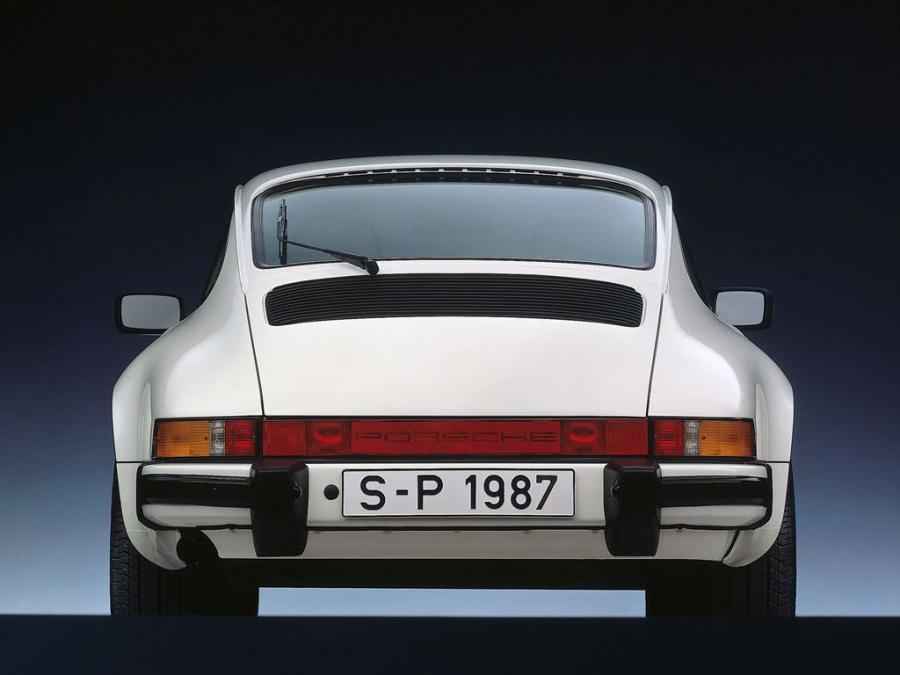  Porsche 911 Carrera 3.2 Coupe (911) 1984 года  (фото 11 из 17)